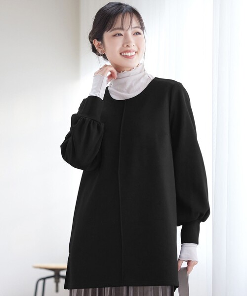 Tiaclasse(ティアクラッセ)の「ボンディングパフスリーブチュニック(Tシャツ/カットソー・レディース・モカ/チャコールグレー/ブラック/ホワイト系・S/M/L)」の3枚目の写真