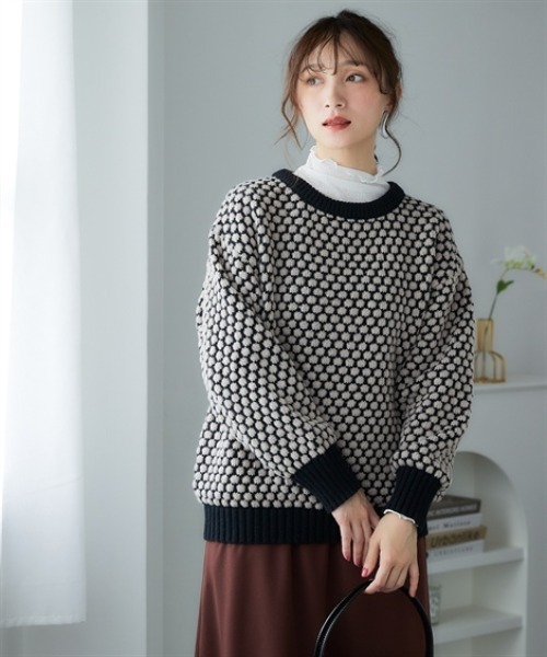 nissen(ニッセン)の「ぽこぽこ配色ジャガードオーバーサイズニット<大きいサイズ有>(ニット/セーター・レディース・ホワイト系2/ホワイト系1/ブラック系1/ブラック系2・L~LL/S~M)」の13枚目の写真