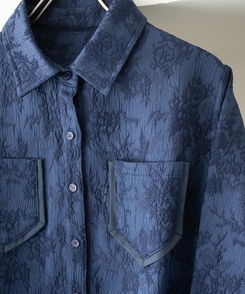 HER CLOSET(ハークローゼット)の「【HER CLOSET】25AW新作 ジャガード サテンシャツブラウス JACQUARD SATIN SHIRT BLOUSE(シャツ/ブラウス・レディース・ネイビー/スモークピンク/アイボリー・MEDIUM)」の14枚目の写真