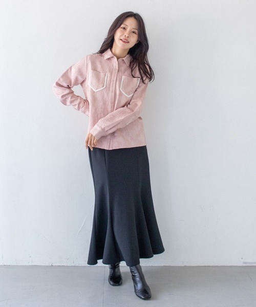 HER CLOSET(ハークローゼット)の「【HER CLOSET】25AW新作 ジャガード サテンシャツブラウス JACQUARD SATIN SHIRT BLOUSE(シャツ/ブラウス・レディース・ネイビー/スモークピンク/アイボリー・MEDIUM)」の22枚目の写真