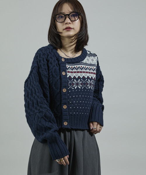 FREAK'S STORE（フリークスストア）の「ケーブル×ノルディック ドッキング ショートカーディガン（カーディガン/ボレロ・レディース・ネイビー/オフホワイト・ﾌﾘ-）」の21枚目の写真