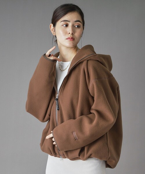 AMERICANA（アメリカーナ）の「Americana（アメリカーナ）フリースZIPパーカー（パーカー・レディース・キャメル/ネイビー・00）」の11枚目の写真