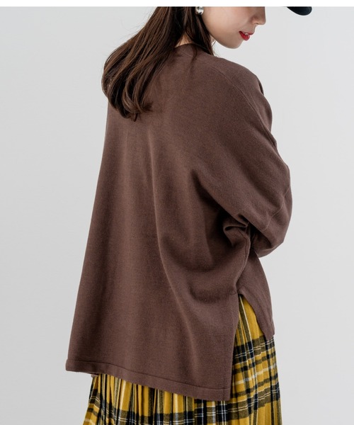 refinedworks（リファインドワークス）の「【refinedworks】しっとりとした上品な質感の デイリーニットカーディガン（カーディガン/ボレロ・レディース・レッド/ブラウン/オフホワイト・FREE）」の6枚目の写真