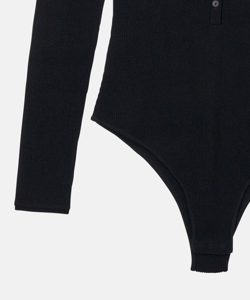 LE CIEL BLEU（ルシェルブルー）の「リブドニットボディスーツ / Ribbed Knit Bodysuits（ニット/セーター・レディース・ベージュ/ブラック・36）」の4枚目の写真