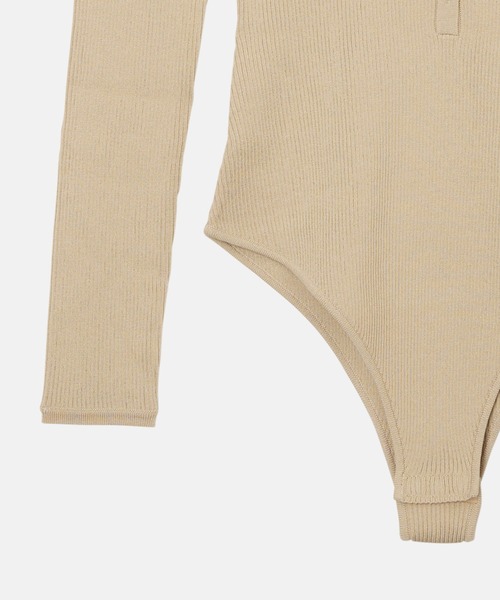 LE CIEL BLEU（ルシェルブルー）の「リブドニットボディスーツ / Ribbed Knit Bodysuits（ニット/セーター・レディース・ベージュ/ブラック・36）」の12枚目の写真