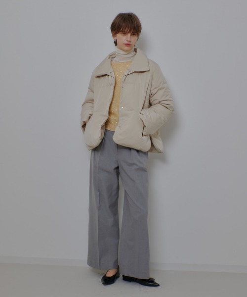 allureville（アルアバイル）の「ファーカラーショートダウンコート（ダウンジャケット/コート・レディース・ブラック/ライトベージュ・2）」の10枚目の写真