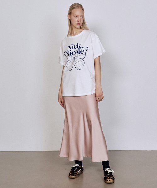 NICK&NICOLE（ニックアンドニコール）の「BIG BUTTERFLY SLEEVE TOP_WHITE BLUE（Tシャツ/カットソー・レディース・その他・FREE）」の3枚目の写真