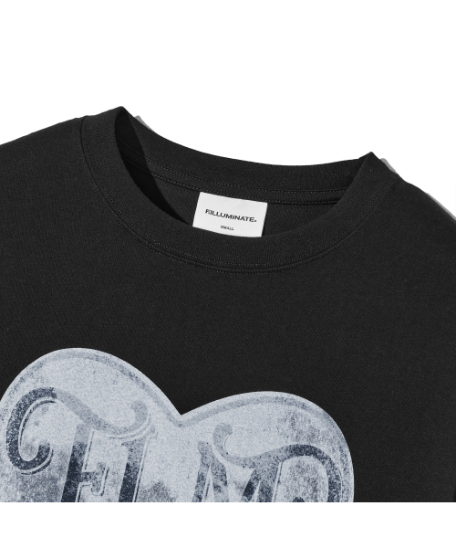 F.ILLUMINATE(フィルミネイト)の「FLM ヴィンテージハートグラフィックTシャツ-ブラック(Tシャツ/カットソー・レディース・その他・SMALL/MEDIUM/LARGE)」の6枚目の写真