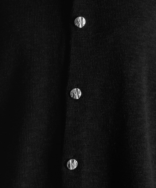 SERACE(セラス)の「【SERACE】Silver button knit shirt cardigan / シルバーボタンニットシャツカーディガン(カーディガン/ボレロ・メンズ・ライトグレー/ブラック/チャコールグレー・L/M/S)」の19枚目の写真
