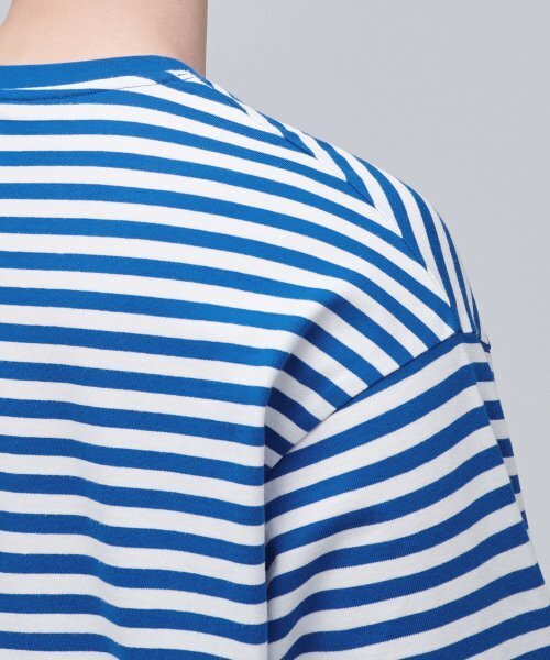 MUSINSA STANDARD（ムシンサスタンダード）の「ストライプリラックスクルーネックTシャツ[ブルー]（Tシャツ/カットソー・メンズ・その他・MEDIUM/LARGE/X-LARGE/XX-LARGE）」の6枚目の写真