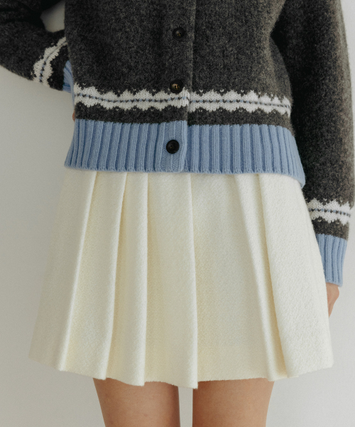 TTUDEMENT(トュードメント)の「TWEED PINTUCK MINI SKIRT IVORY(スカート・レディース・その他・LARGE/SMALL/MEDIUM)」の2枚目の写真