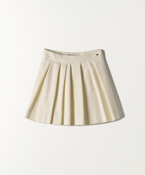 TTUDEMENT(トュードメント)の「TWEED PINTUCK MINI SKIRT IVORY(スカート・レディース・その他・LARGE/SMALL/MEDIUM)」の3枚目の写真