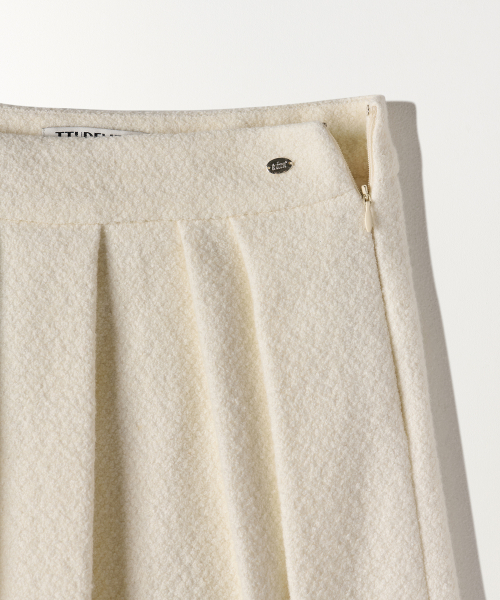 TTUDEMENT(トュードメント)の「TWEED PINTUCK MINI SKIRT IVORY(スカート・レディース・その他・LARGE/SMALL/MEDIUM)」の5枚目の写真