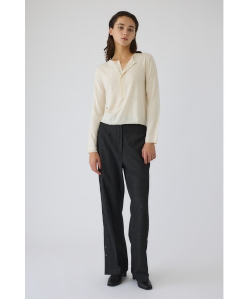 RIM.ARK（リムアーク）の「Hook design silk blend knit ホックデザインシルクブレンドニット（ニット/セーター・レディース・アイボリー/グレー/ブラウン/ブラック・FREE）」の2枚目の写真