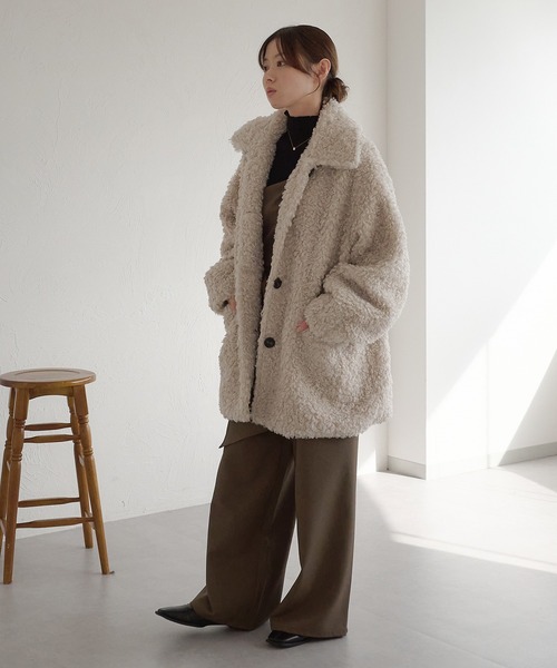 raffime（ラフィミー）の「スタンドネックコクーン袖プードルコート