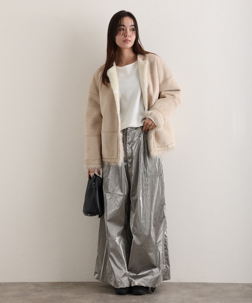 ElegChic（エレグシック）の「フェイクウールラムライクコート（ノーカラーコート・レディース・ベージュ・M）」の6枚目の写真
