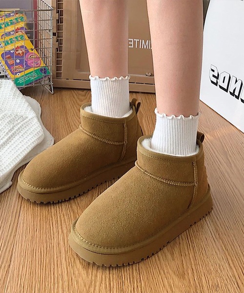shoes365（シューズスリーシックスファイヴ）の「ショート厚底ムートンブーツ (AW)（ブーツ・レディース・ブラック/ベージュ/キャメル・25.0cm/24.5cm/24.0cm/23.5cm/23.0cm）」の3枚目の写真