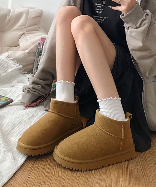 shoes365（シューズスリーシックスファイヴ）の「ショート厚底ムートンブーツ (AW)（ブーツ・レディース・ブラック/ベージュ/キャメル・25.0cm/24.5cm/24.0cm/23.5cm/23.0cm）」の20枚目の写真