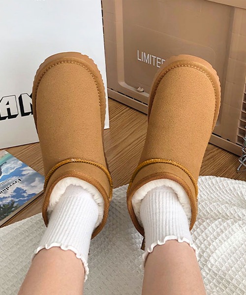 shoes365（シューズスリーシックスファイヴ）の「ショート厚底ムートンブーツ (AW)（ブーツ・レディース・ブラック/ベージュ/キャメル・25.0cm/24.5cm/24.0cm/23.5cm/23.0cm）」の22枚目の写真