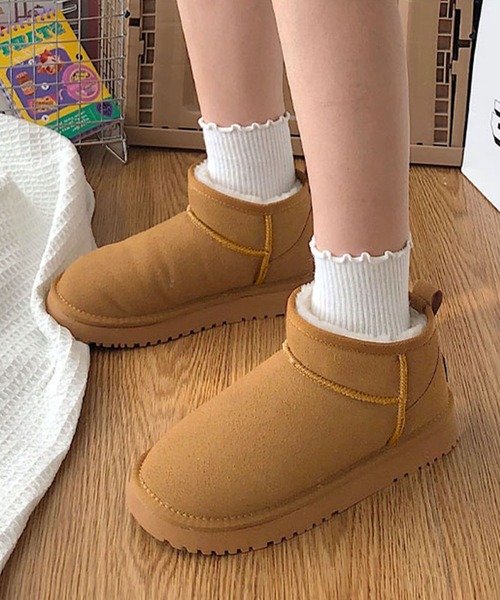 shoes365（シューズスリーシックスファイヴ）の「ショート厚底ムートンブーツ (AW)（ブーツ・レディース・ブラック/ベージュ/キャメル・25.0cm/24.5cm/24.0cm/23.5cm/23.0cm）」の21枚目の写真