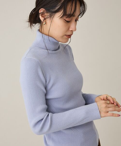 CRAFT STANDARD BOUTIQUE(クラフトスタンダードブティック)の「リブタートルニットプルオーバー(ニット/セーター・レディース・ライトパープル/ブラック/ライトベージュ/ライトブルー・FREE)」の6枚目の写真