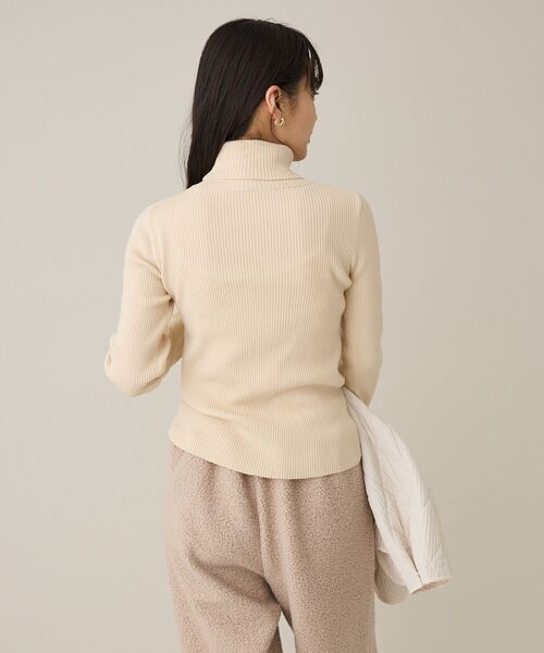 CRAFT STANDARD BOUTIQUE(クラフトスタンダードブティック)の「リブタートルニットプルオーバー(ニット/セーター・レディース・ライトパープル/ブラック/ライトベージュ/ライトブルー・FREE)」の22枚目の写真