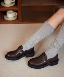 ベーグルラウンドTストラップローファー (BROWN)