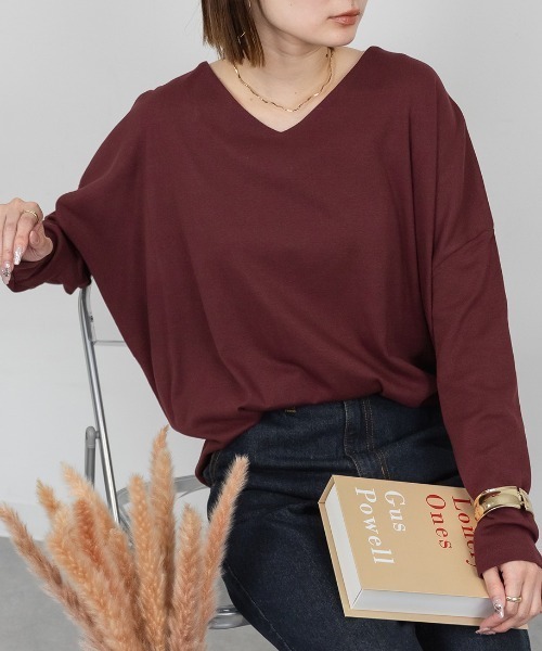 RCD(アールシーディー)の「【幅広いコーデに使用できる】ドルマンスリーブVネックTシャツ(Tシャツ/カットソー・レディース・杢グレー/バーガンディー/チャコールグレー/グレイッシュベージュ/カーキ/ブラック/オフホワイト/ネイビー・M/4L/L/LL/3L)」の8枚目の写真