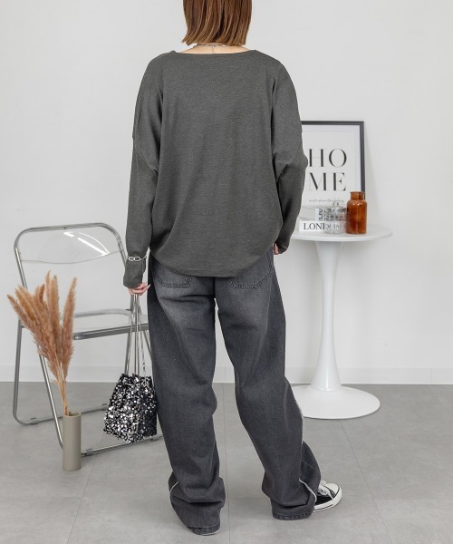 RCD(アールシーディー)の「【幅広いコーデに使用できる】ドルマンスリーブVネックTシャツ(Tシャツ/カットソー・レディース・杢グレー/バーガンディー/チャコールグレー/グレイッシュベージュ/カーキ/ブラック/オフホワイト/ネイビー・M/4L/L/LL/3L)」の14枚目の写真