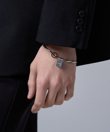 HAWHA（ハワ）の「SQUARE CROSS CHAIN BRACELET（ブレスレット）」