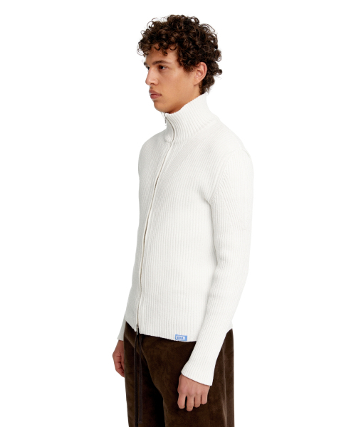 ERA(エラ)の「MEN SLIM-FIT ZIP-UP SWEATER - WHITE(ニット/セーター・メンズ・その他・OS)」の2枚目の写真