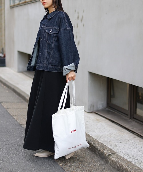 COLONY 2139(コロニートゥーワンスリーナイン)の「7デイズキャンバストートバッグ(トートバッグ・レディース・ピンク/レッド/グリーン/イエロー/ホワイト/ブラック/ブルー・FREE)」の9枚目の写真