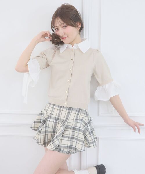MAJESTIC LEGON(マジェスティックレゴン)の「レイヤードライクフレアショートスカパン(スカート・レディース・ホワイト系その他2/ブラック系その他/ベージュ系その他2/ブラック系その他2/グレー/ホワイト系その他3・MEDIUM)」の2枚目の写真