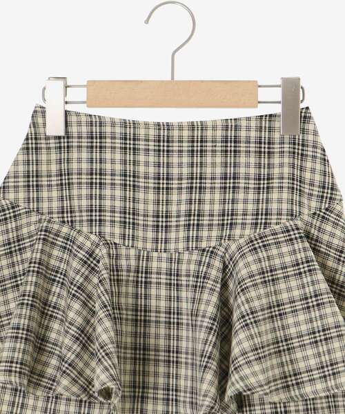 MAJESTIC LEGON（マジェスティックレゴン）の「レイヤードライクフレアショートスカパン（その他パンツ・レディース・ホワイト系その他2/ブラック系その他/ベージュ系その他2・MEDIUM）」の8枚目の写真