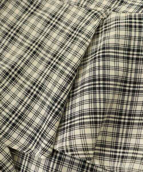 MAJESTIC LEGON（マジェスティックレゴン）の「レイヤードライクフレアショートスカパン（その他パンツ・レディース・ホワイト系その他2/ブラック系その他/ベージュ系その他2・MEDIUM）」の12枚目の写真