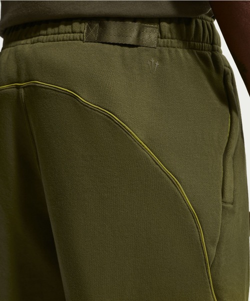 NIKE(ナイキ)の「NIKE M NRG NOCTA CS PNT FLC WASH / ナイキ NRG ノクタ CS フリース パンツ ウォッシュ 【SP】(スウェットパンツ・メンズ・グリーン・S/M/L/XL/XXL)」の4枚目の写真