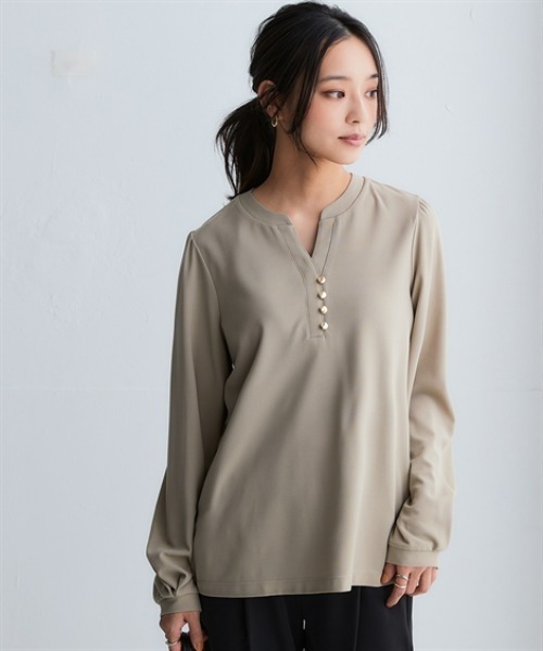 nissen（ニッセン）の「アウトラストソフトタッチカットジョーゼットスキッパープルオーバー（温度調整・吸汗速乾・UVカット）＜大きいサイズ有＞（Tシャツ/カットソー・レディース・グレイッシュブルー/グレイッシュベージュ/ネイビー・3L/LL/L/M/S）」の6枚目の写真