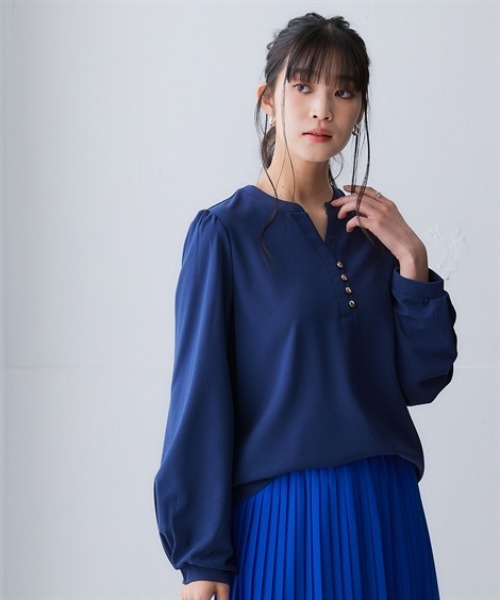 nissen（ニッセン）の「アウトラストソフトタッチカットジョーゼットスキッパープルオーバー（温度調整・吸汗速乾・UVカット）＜大きいサイズ有＞（Tシャツ/カットソー・レディース・グレイッシュブルー/グレイッシュベージュ/ネイビー・3L/LL/L/M/S）」の9枚目の写真