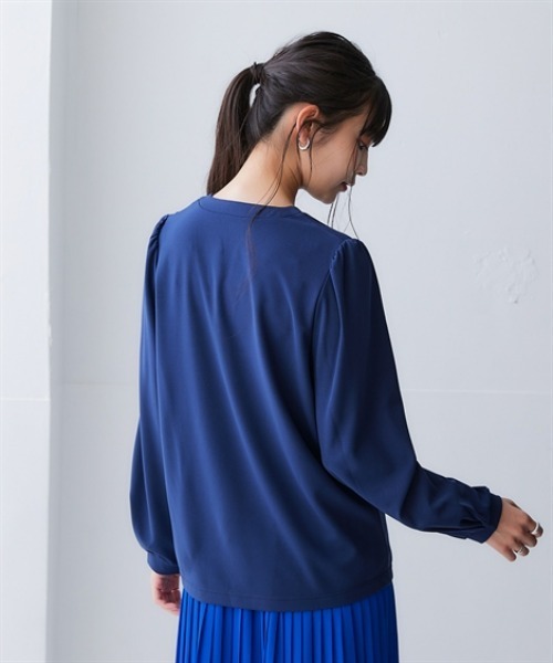 nissen（ニッセン）の「アウトラストソフトタッチカットジョーゼットスキッパープルオーバー（温度調整・吸汗速乾・UVカット）＜大きいサイズ有＞（Tシャツ/カットソー・レディース・グレイッシュブルー/グレイッシュベージュ/ネイビー・3L/LL/L/M/S）」の13枚目の写真