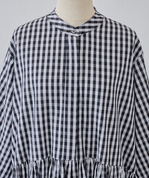 BEARDSLEY（ビアズリー）の「《2/15(日)12：00追加予約》先染めギャザーワンピース（ワンピース・レディース・ネイビー/ブラック・0/1）」の8枚目の写真