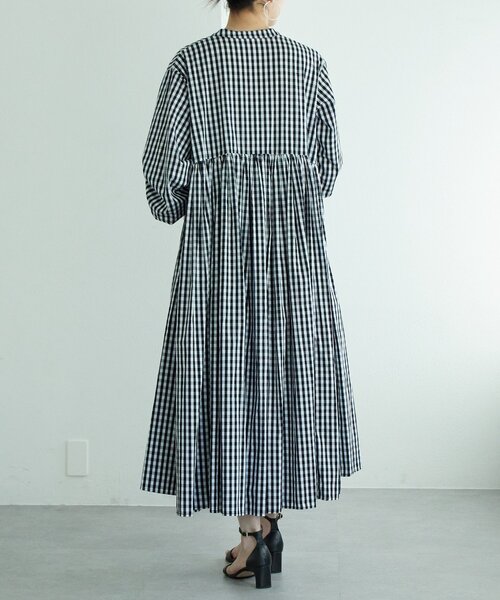 BEARDSLEY（ビアズリー）の「先染めギャザーワンピース（ワンピース・レディース・ネイビー/ブラック・0/1）」の11枚目の写真