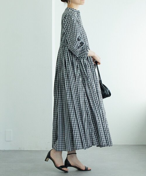 BEARDSLEY（ビアズリー）の「先染めギャザーワンピース（ワンピース・レディース・ネイビー/ブラック・0/1）」の12枚目の写真