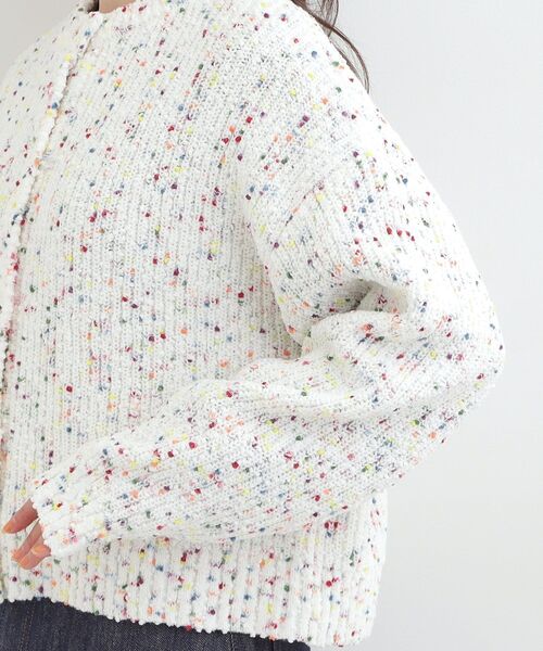 SHOO・LA・RUE（シューラルー）の「【洗濯機可/前後2WAY】ぽこぽこニットカーディガン（カーディガン/ボレロ・レディース・ダークブラウン/ホワイト/ダークグレー・00）」の19枚目の写真