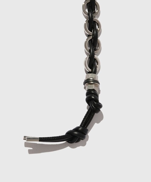 ADAM ET ROPE'（アダムエロペ）の「【ITTI/イッチ】CRISTY RING CHAIN KNOT CHARM / STCOW（キーホルダー・メンズ・ライトグレー・FREE）」の3枚目の写真