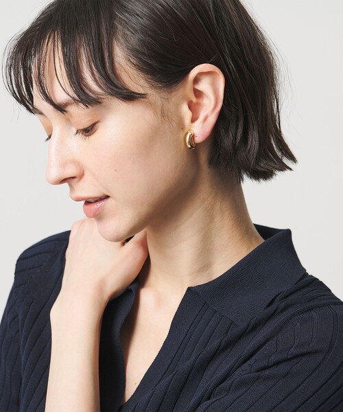 UNITED ARROWS（ユナイテッドアローズ）の「NRW C イヤリング（イヤリング・レディース・ゴールド/シルバー・FREE）」の3枚目の写真