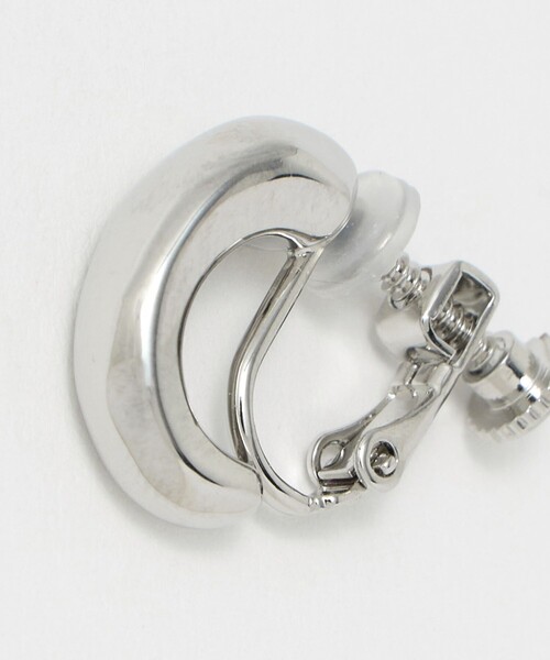 UNITED ARROWS（ユナイテッドアローズ）の「NRW C イヤリング（イヤリング・レディース・ゴールド/シルバー・FREE）」の11枚目の写真