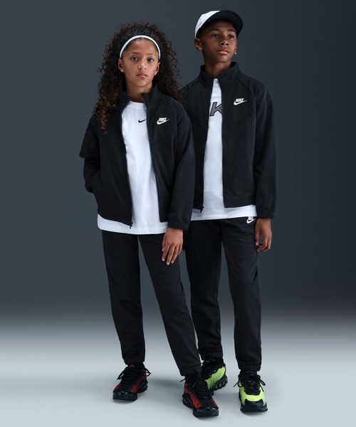 NIKE(ナイキ)の「ナイキ NIKE YTH NSW DF トラックスーツ PK FZ(ジャージ・キッズ・ブルー/ブラック・130cm/140cm/150cm/160cm)」の8枚目の写真