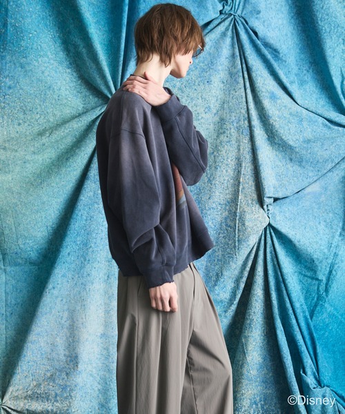 MAISON SPECIAL（メゾンスペシャル）の「《UNISEX》【MOVIE SERIES】「FANTASIA」- STAR HEART - Prime-Over Crew Neck Sweatshirt/「ファンタジア」- スターハート -プライムオーバークルーネックスウェット【MAISON SPECIAL/メゾンスペシャル】（スウェット・メンズ・ネイビー/ブラック・0/1/2）」の11枚目の写真
