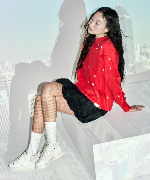 NIKE（ナイキ）の「ナイキ スポーツウェア ウィメンズ ルーズ バブル スカート / Nike Sportswear Women's Loose Bubble Skirt IQ0062-010 Black（スカート・レディース・ブラック・XS/XL/L/M/S）」の9枚目の写真