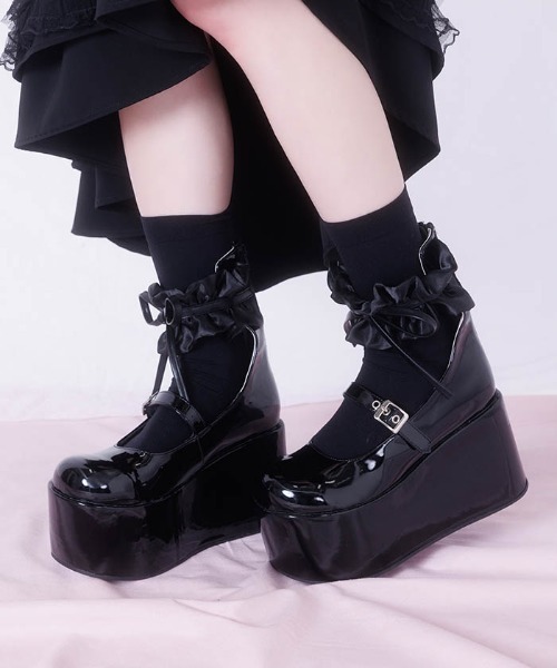 エナメルシュシュパンプス（パンプス）｜FickleBebe（フィクルベベ）の